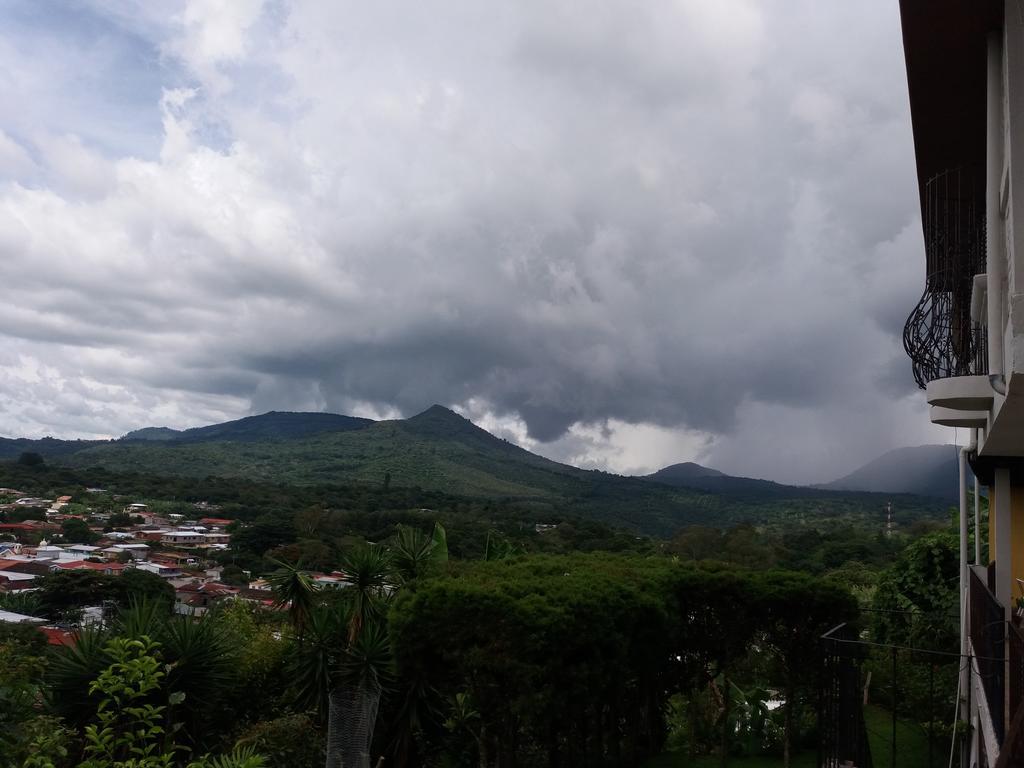 El Balcon De Ataco Hotel กอนเซ็ปซิอ็อน เด อาตาโก ภายนอก รูปภาพ